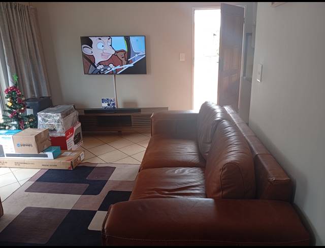 2 BEDROOM TOWNHOUSE FOR SALE IN EQUESTRIA